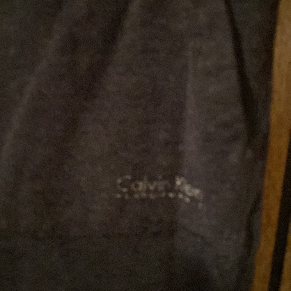 Calvin Klein - Picture 3 of 4